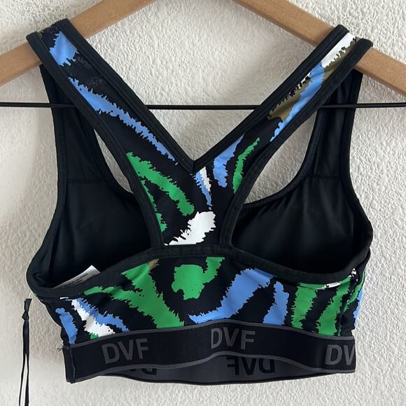 NWT Diane Von Furtenberg X Target Collab Sports Bra Pull On XXS - Picture 2 of 6